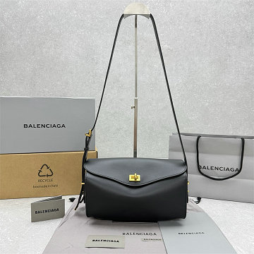 商品名称：バレンシアガ BALENCIAGA 99-BA92401PBK 2026年新作 LE 7 ショルダーバッグ ミディアムバッグ レザー レディース