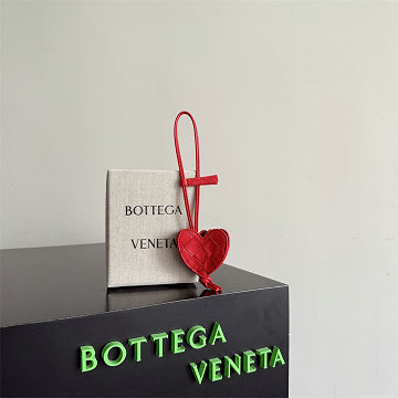 ボッテガヴェネタ BOTTEGAVENETA 99-BOV863508RD  2026年新作 バッグチャーム キーホルダー