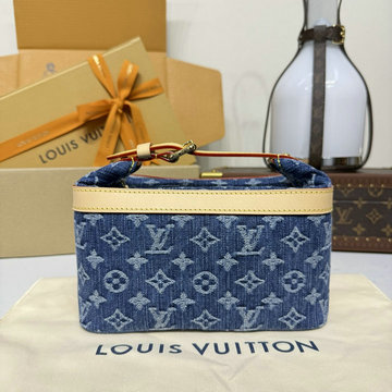商品細詳を見る:ルイヴィトン LOUISVUITTON 057-M27945 2026年 クルーザー トワレバッグ 持ちかばん トートバッグ レディース