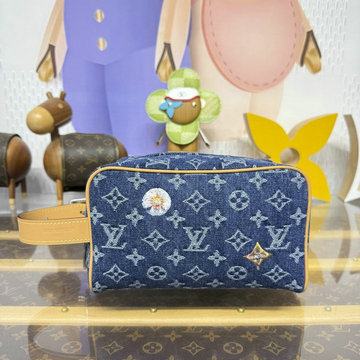 商品細詳を見る:ルイヴィトン LOUISVUITTON 057-M28363 2026年 ドップ キット 手持ちかばん モノグラム フラワー デニム メンズ