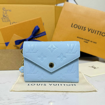 商品細詳を見る:ルイヴィトン LOUISVUITTON 057-M28293 2026年 ポルトフォイユ ヴィクトリーヌ 三つ折り短財布 ショートウォレット