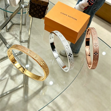商品名称：ルイヴィトン LOUISVUITTON 057-SZLV26007 2026年 バックル ブレスレット アクセサリー