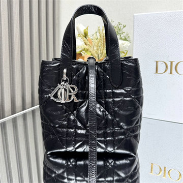 商品細詳を見る:クリスチャンディオール CHRISTIAN DIOR GH-CD2835GLYBK 2026年 トゥジュール ミニ トートバッグ ハンドバッグ