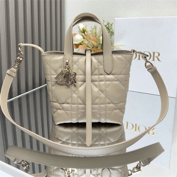 商品名称：クリスチャンディオール CHRISTIAN DIOR GH-CD2835GQJQX  2026年 トゥジュール ミニ トートバッグ ハンドバッグ