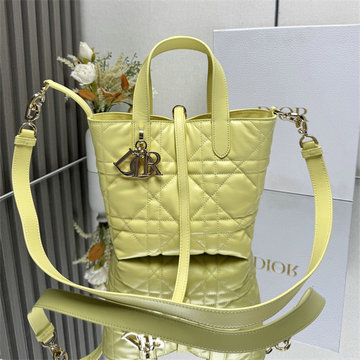 商品細詳を見る:クリスチャンディオール CHRISTIAN DIOR  GH-CD2835GQJQY 2026年 トゥジュール ミニ トートバッグ ハンドバッグ