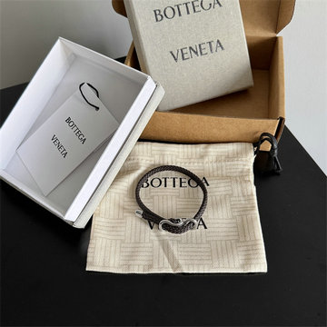 商品名称：ボッテガヴェネタ BOTTEGAVENETA 99-BOV829387SK 2026年 レザー ブレスレット アクセサリー