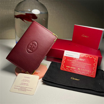 商品細詳を見る:カルティエ CARTIER 99-CA1748JRD 2026年 マスト カードホルダー カードケース レザー