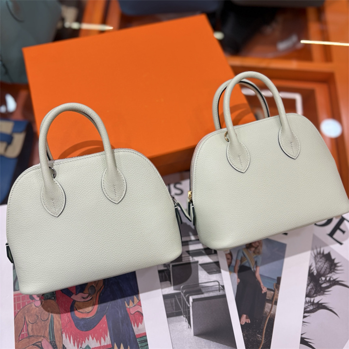 商品細詳を見る:エルメス HERMES 063-HBL19EVQNB 2026年 ボリード 19 ミニ トートバッグ ハンドバッグ evercoler