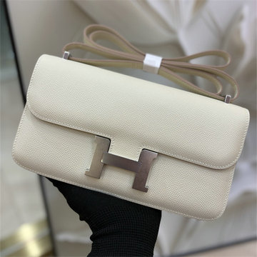 商品細詳を見る:エルメス HERMES 063-HEL24SZNB 2026年 コンスタンス エラン ショルダーバッグ