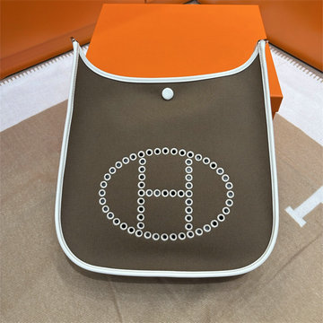 商品名称：エルメス HERMES 063-HEV29BPBLS 2026年 エヴリン 29 スモール ショルダーバッグ レディース
