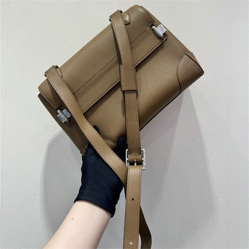 商品細詳を見る:エルメス HERMES 063-HTB25ZS 2026年 trotting bag ショルダーバッグ メンズ
