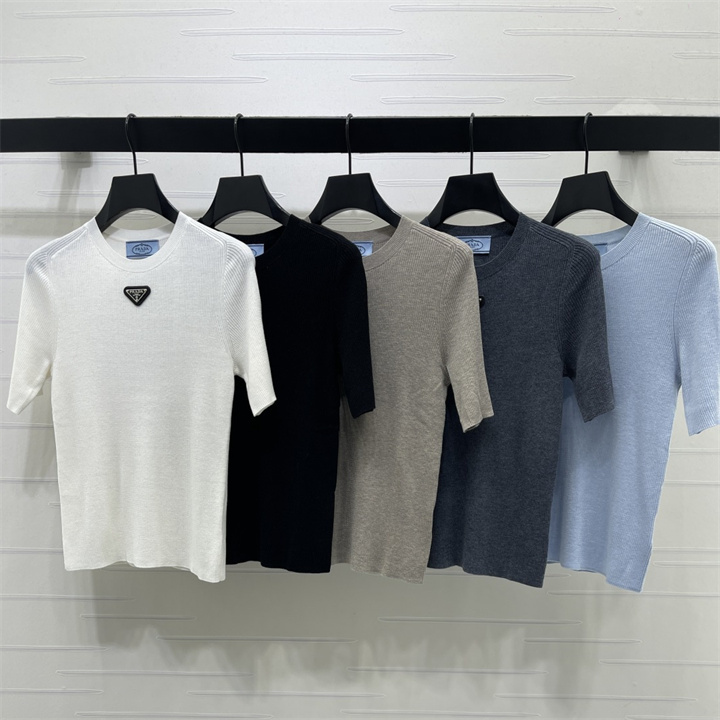 商品細詳を見る:プラダ PRADA 2026年 ニット Tシャツ ショートスリーブ ウール セーター クルーネックレディース