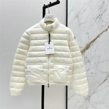 商品細詳を見る:モンクレール MONCLER 2026年 ロングスリーブ ダウンジャケット トップスコート
