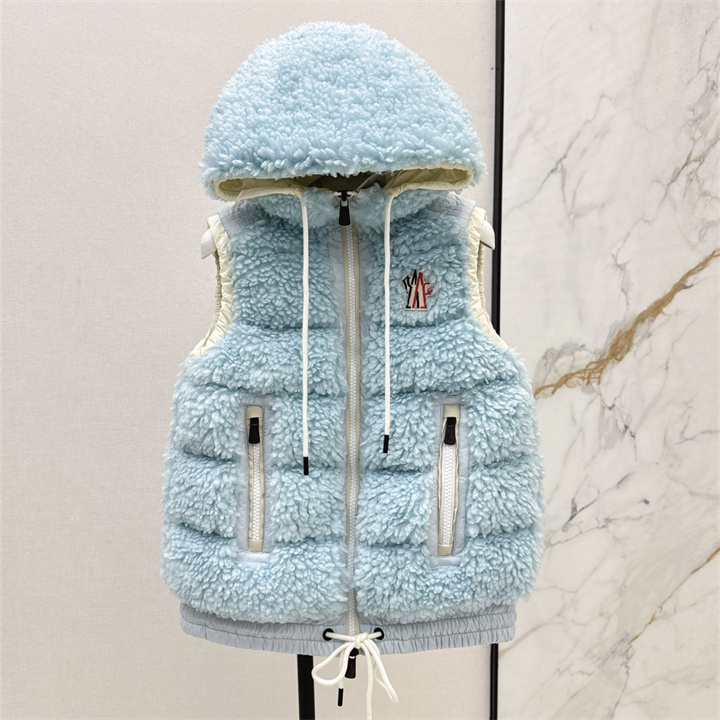 商品細詳を見る:モンクレール MONCLER 2026年 フード付き ダウンベスト ジップジャケット トップスコート レディース