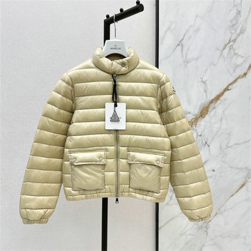 商品細詳を見る:モンクレール MONCLER 2026年 ロングスリーブ ダウンジャケット トップスコート