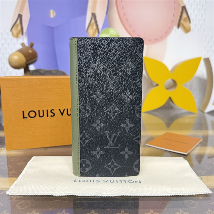 ルイヴィトン LOUISVUITTON 2026年 M28815 ポルトフォイユ ブラザ 二つ折り長財布 モノグラム エクリプス キャンバス