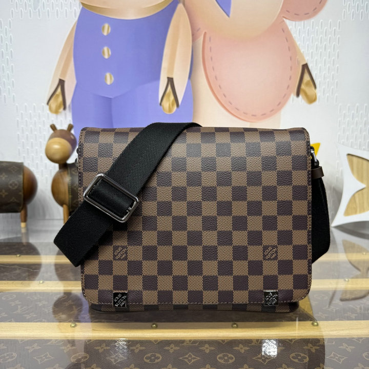商品名称：ルイヴィトン LOUISVUITTON 2026年 N41031 ディストリクト メッセンジャーバッグ ショルダーバッグ メンズ ダミエ エベヌ キャンパス