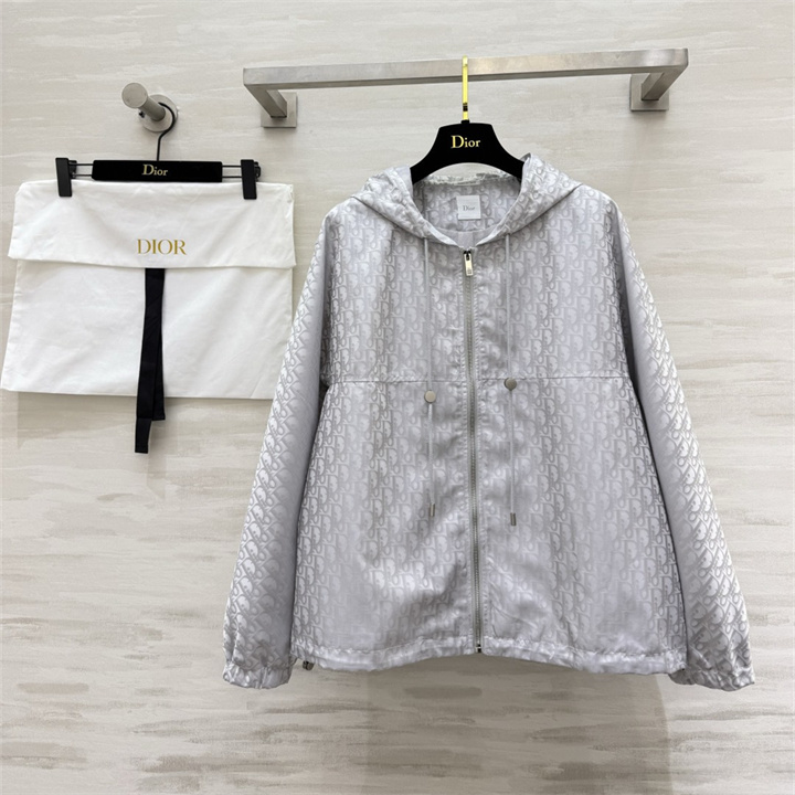 商品名称：クリスチャンディオール CHRISTIAN DIOR 2026年 フーディージャケット ロングスリーブ アウターコート 軽量 レディース
