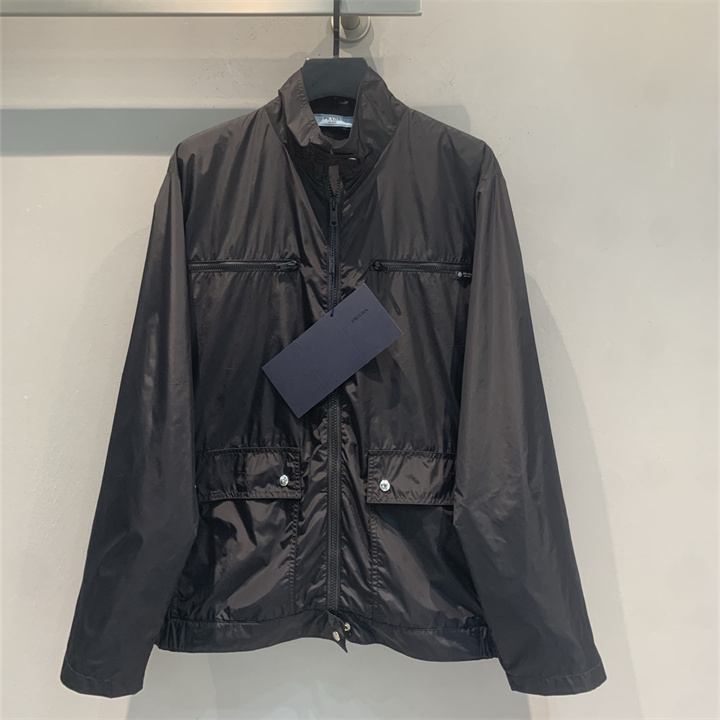 商品名称：プラダ PRADA 2026年 ショート丈 ナイロン ジップジャケット ロングスリーブ アウターコート